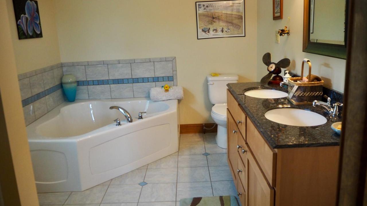 Moneta Bedford Landings Bed & Breakfast المظهر الخارجي الصورة